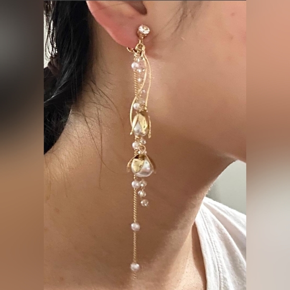 Gold-plated Crystal Pearl drop earrings with silver post BOGO - Picture 10 of 15